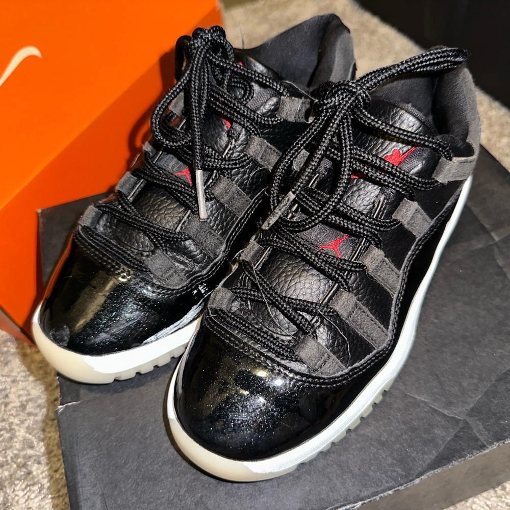 Kids- Jordan 11s